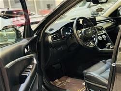 جنسس G70